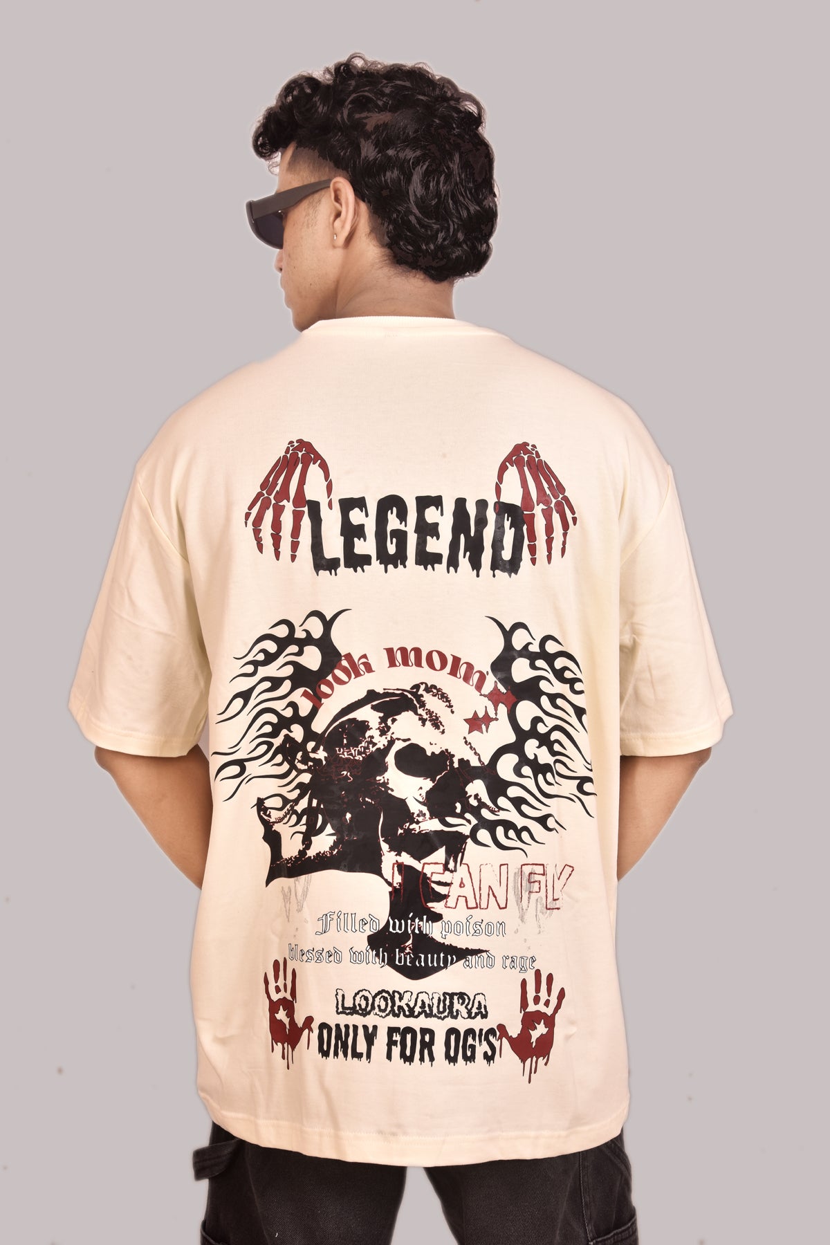 Legend | Unisex Oversized T-shirt